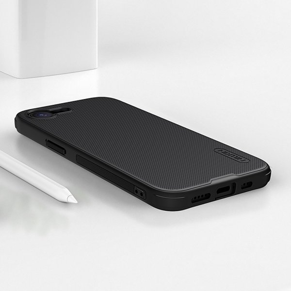 Nillkin iPhone 16e/17e Skal Super Frosted Shield Pro MagSafe Svart