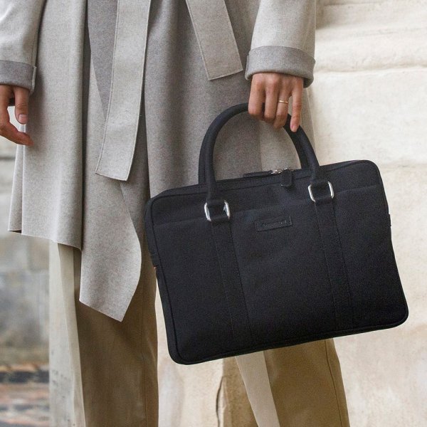 dbramante1928 Väska 14" Laptop Bag Stelvio Svart