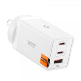 Spigen Essential Laddare 67W 2xUSB-C 1xUSB-A Vit